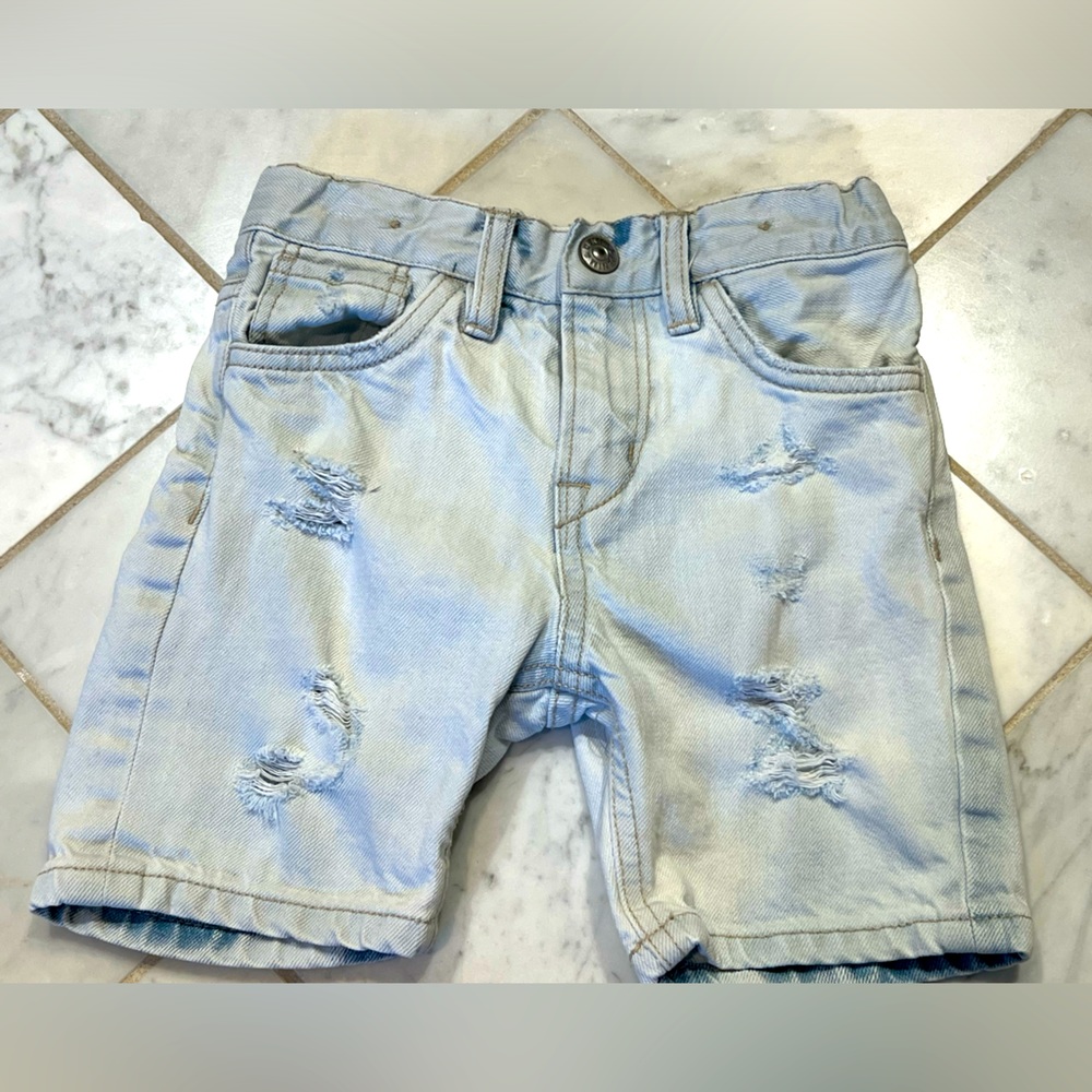 H&M Distressed Denim Shorts toddler boys size 2-3Y, light blue